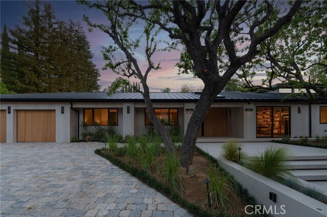 Photo - 3187 Oakdell Rd