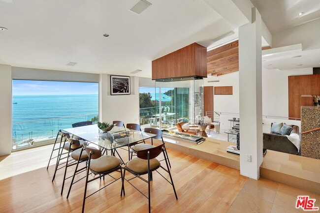 Photo - 17452 Revello Dr House