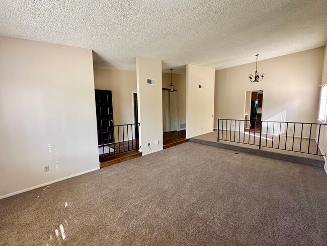 Photo - 1384 Naples Ct