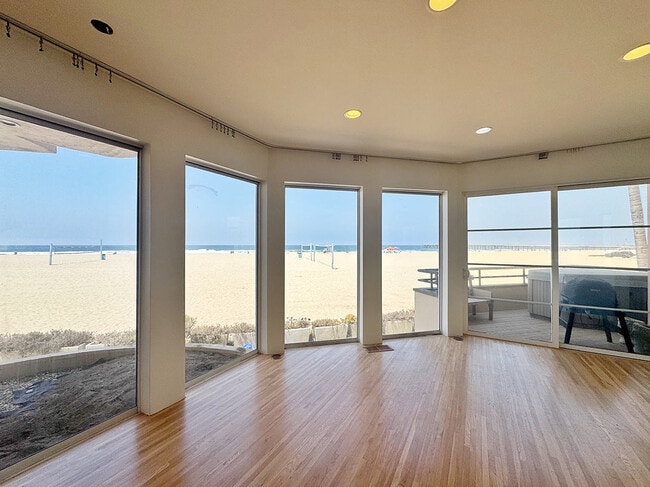 Photo - 3505 Ocean Front Walk Unit 3505
