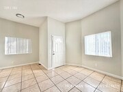 Photo - 851 W 93rd St Unit B