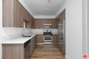 Photo - 5229 Willowcrest Ave