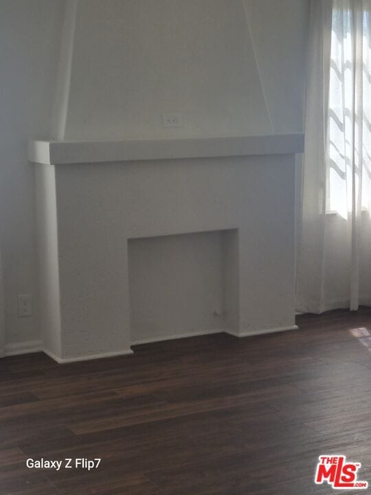 Photo - 4424 S Victoria Ave