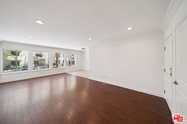 Photo - 133 N Swall Dr Condo Unit 102