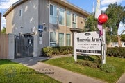 Photo - 1887 Monrovia Apartments