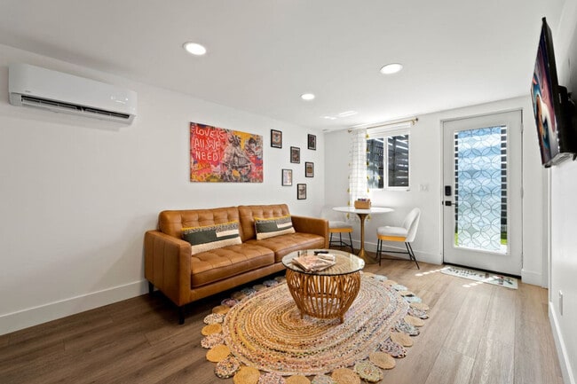 Photo - 2926 Polk Ave Unit ID1048816P