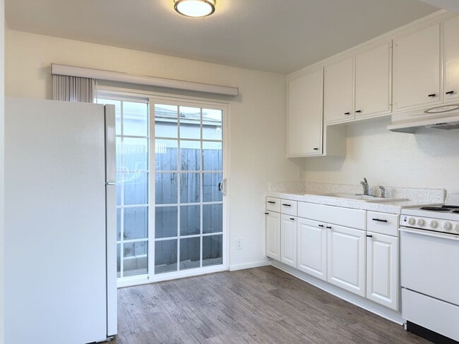 Photo - 1026 S Tremont St Unit 8