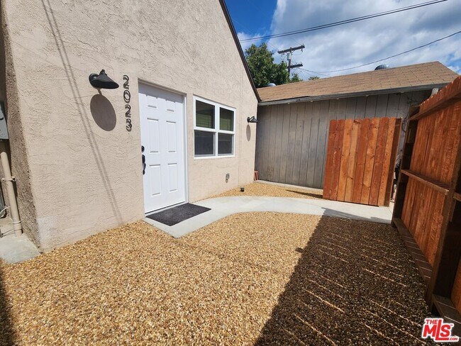 Photo - 2025 Addison Way Unit 2023