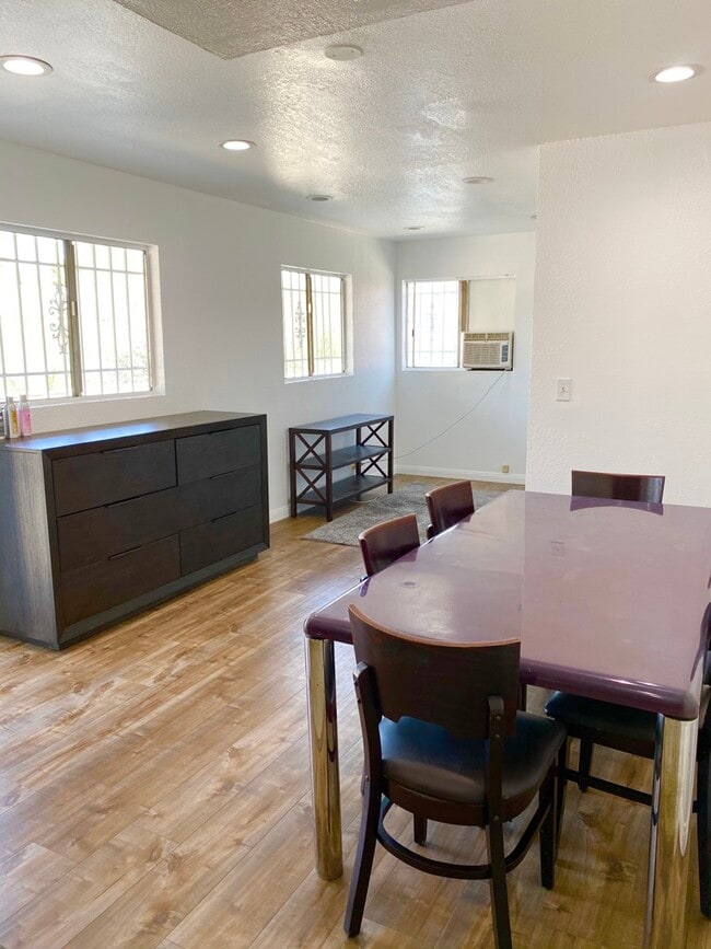 Photo - 1313 W 24th St Unit 1313