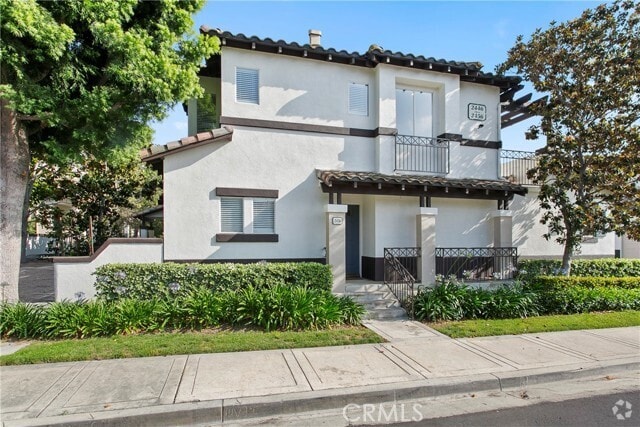 Building Photo - 2456 Sunningdale Dr Rental