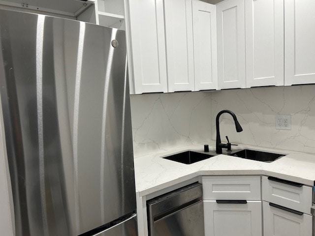 Photo - 15737 Sutton St