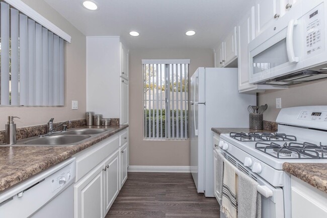 Photo - Villas Aliento Apartment Homes