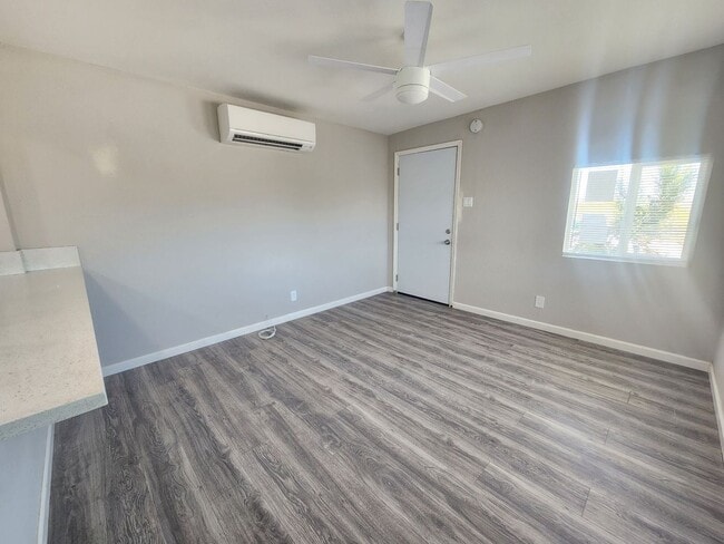 Photo - 6671 Pine Ave Unit 6671