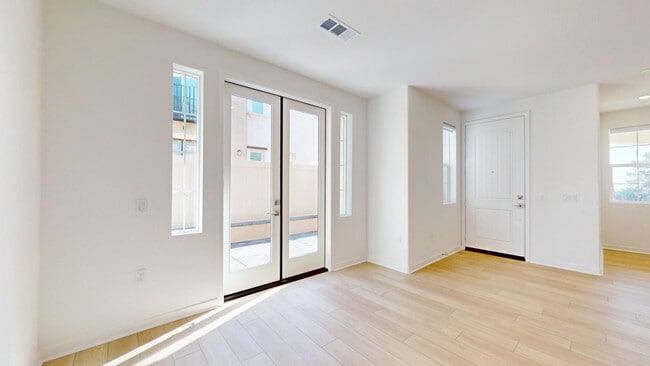 Photo - 8421 Gabrielino Ct