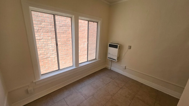 Photo - 239 W 25th St Unit 6