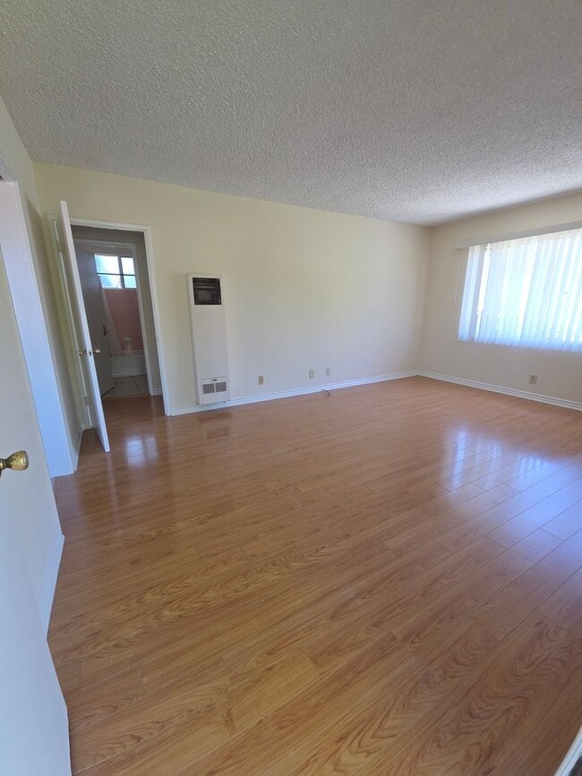 Photo - #713 Unit B