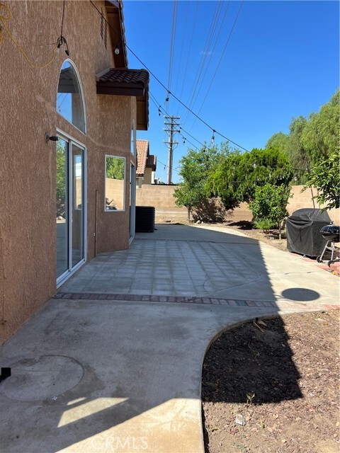 Photo - 2638 Cypress St