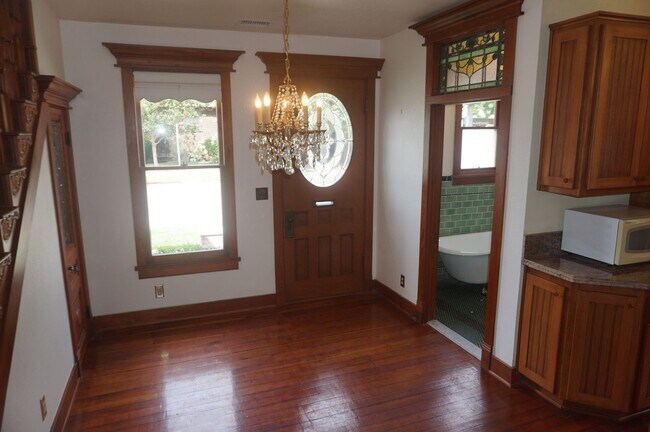 Photo - Stunning Historical Home in Old Towne Orange