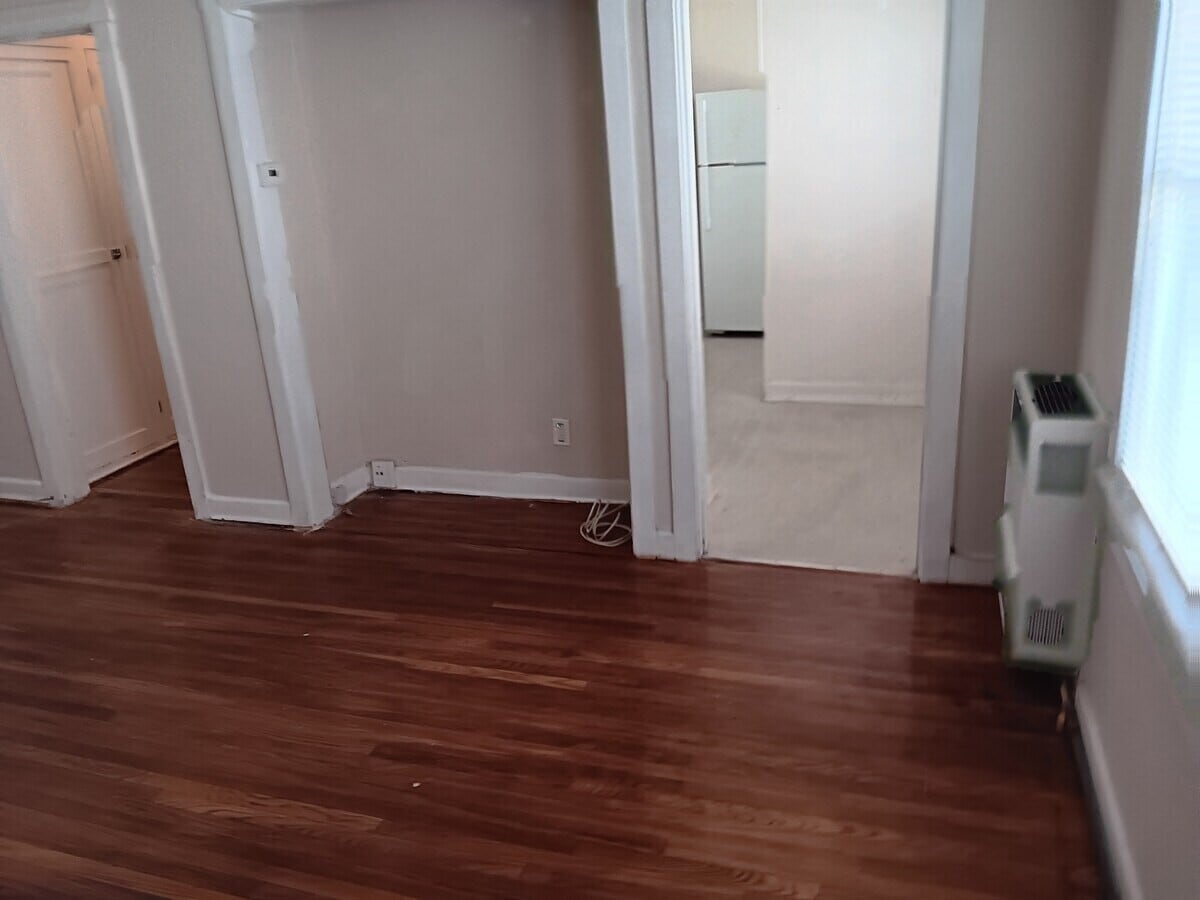 Photo - 1516 Rosalia Rd