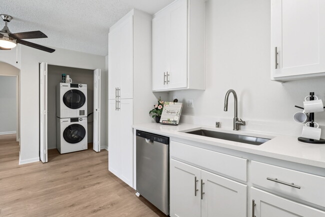 Photo - Waterleaf Apartments Homes