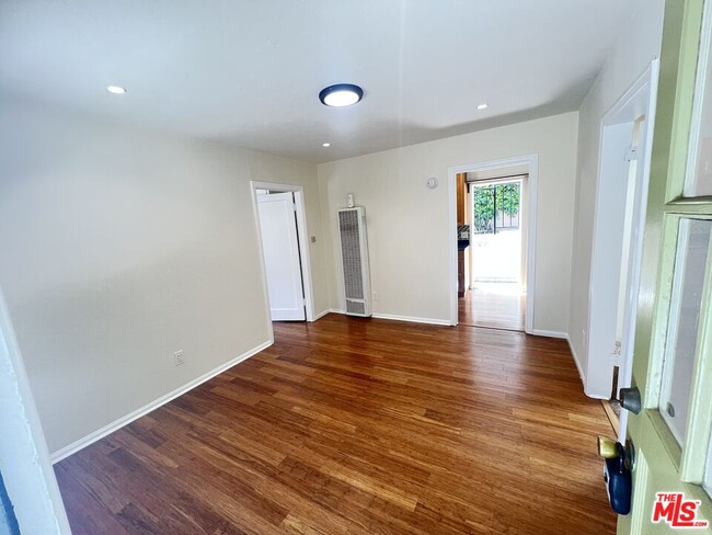 Photo - 2019 Cypress Ave.