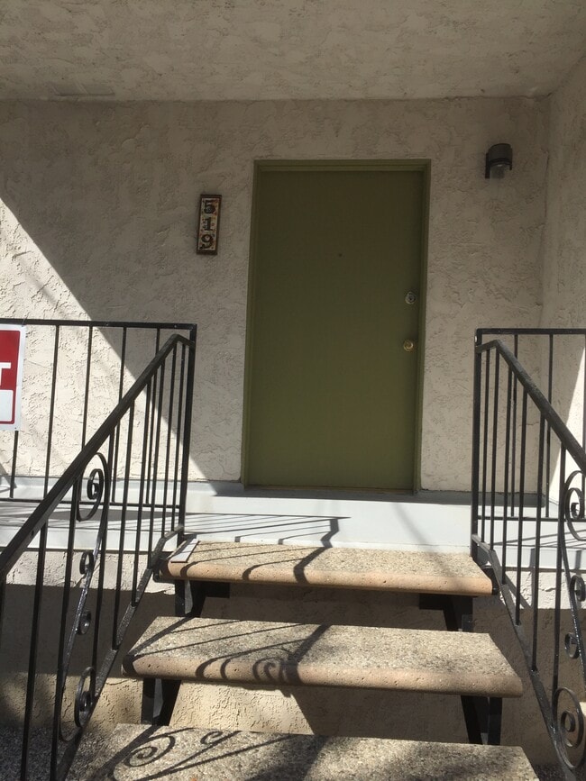Photo - 519 N Francisca Ave Unit #1