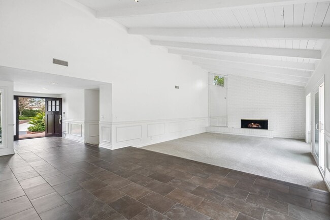 Photo - Luxury Single-Level Home in Prestigious Big Canyon