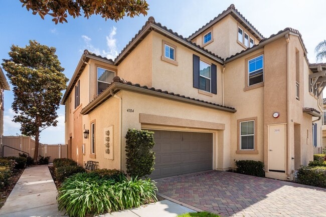 Building Photo - 4104 Peninsula Dr