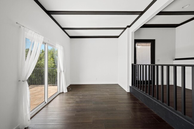 Photo - 1915 Apex Ave Unit 1915 1/2 Apex Ave