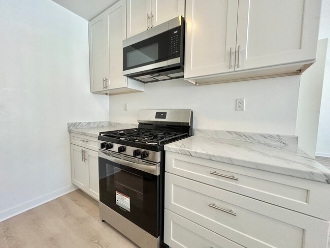 Photo - 1534 10th St Unit 7