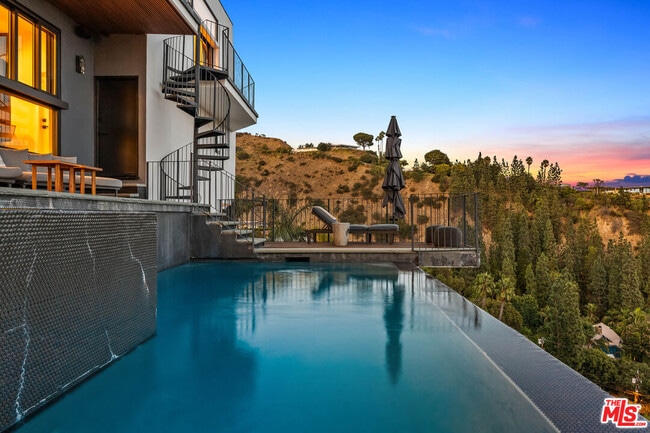 Photo - 8425 Hillside Ave