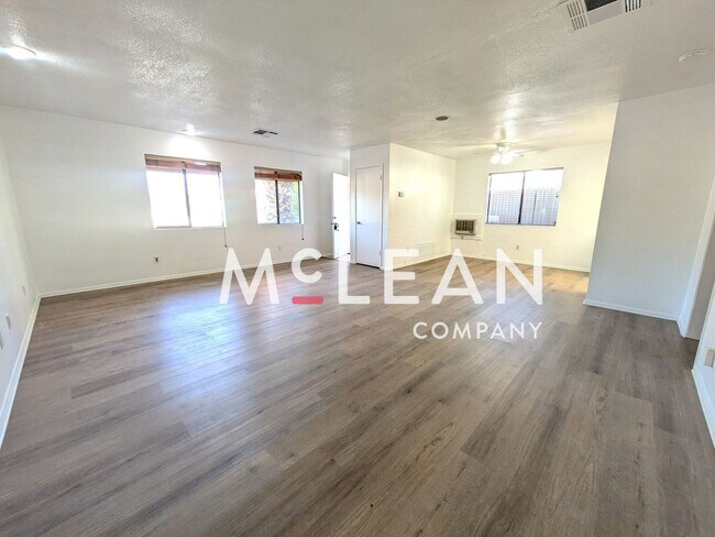 Photo - 31548 Whispering Palms Trail Unit 1