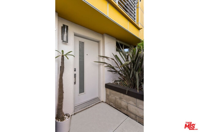 Photo - 2217 Branden St