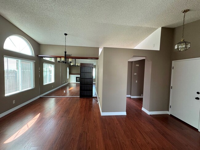 Photo - Quaint Home in Quiet East Ventura Neighborhood