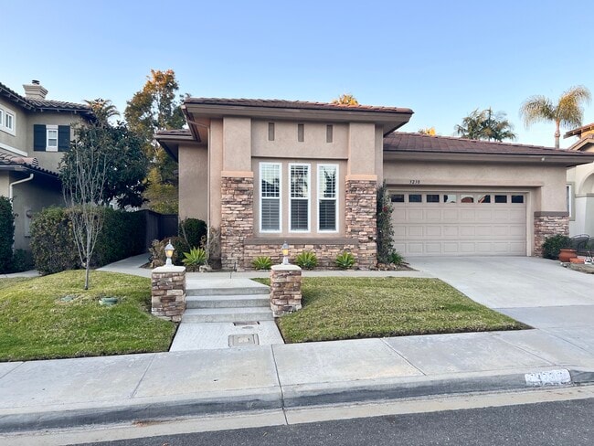 Building Photo - 3230 Rancho Milagro