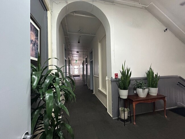 Photo - Furnished Studio for Rent in Historic Downtown Cole Block Building Unit 28