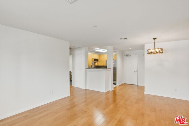 Photo - 12222 Wilshire Blvd Unit 208