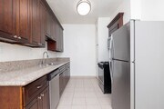 Studio - 410SF - Kitchen - SUT - 1314 Sutherland St Apartments