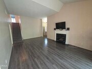 Photo - 204 Cordova St