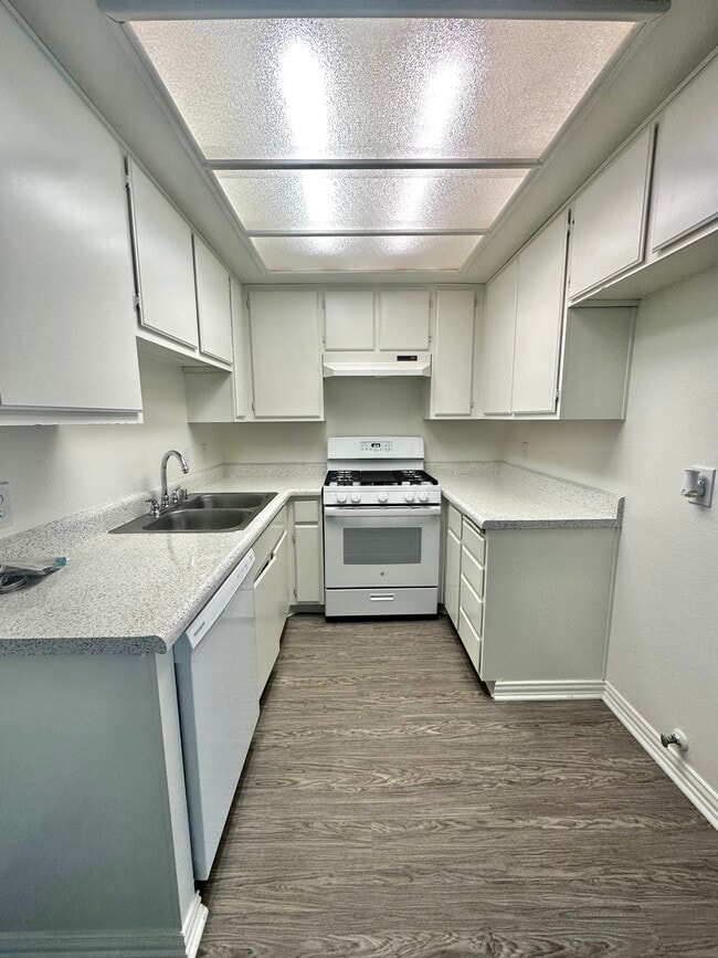 Photo - PepperTree Place