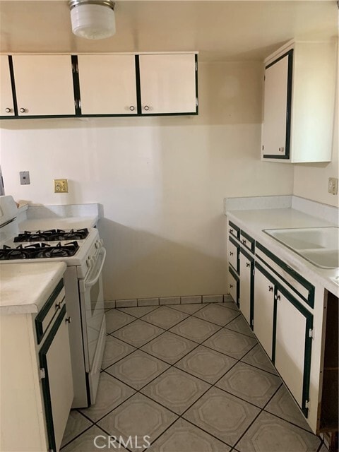 Photo - 1424 Lynwood Way