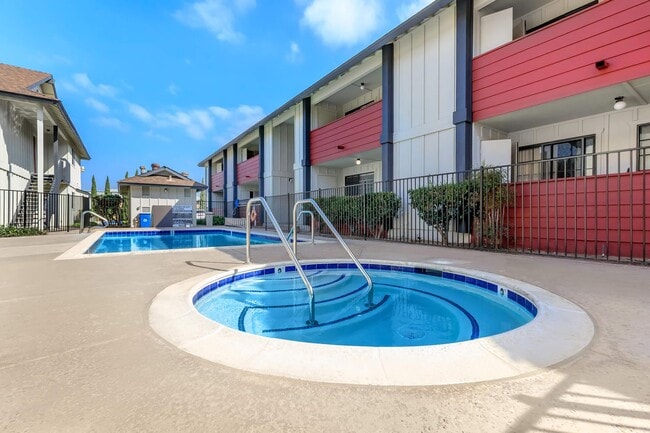 Photo - Hollister Creek Apartments