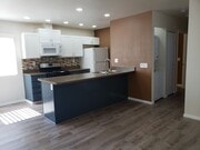 Photo - 1261 Victor St