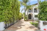 Photo - 209 N Doheny Dr House