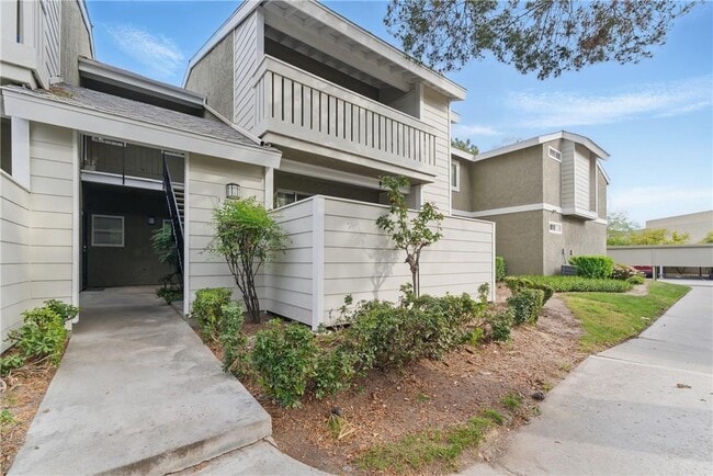 Building Photo - 27645 Susan Beth Way Unit Susan Beth B