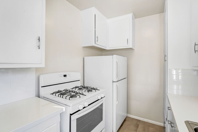 Photo - 500 California Ave Unit 18