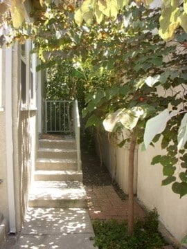 Photo - 2118 N Glenoaks Blvd Unit B