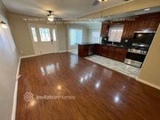 Photo - 260 E Plenty St