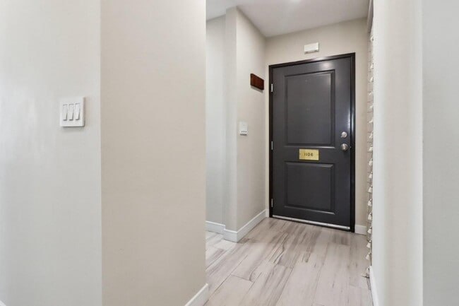 Photo - 1155 N La Cienega Blvd