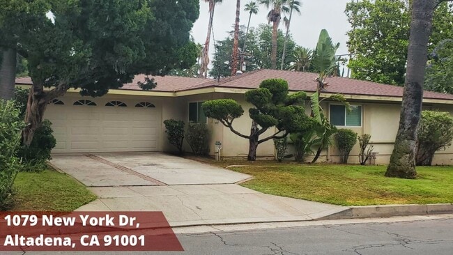 Photo - 1079 New York Dr House